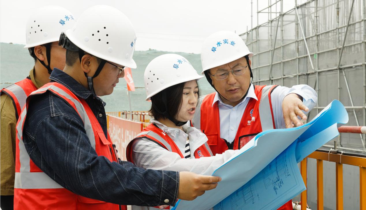 大道如砥征程阔 踔厉奋发谱华章