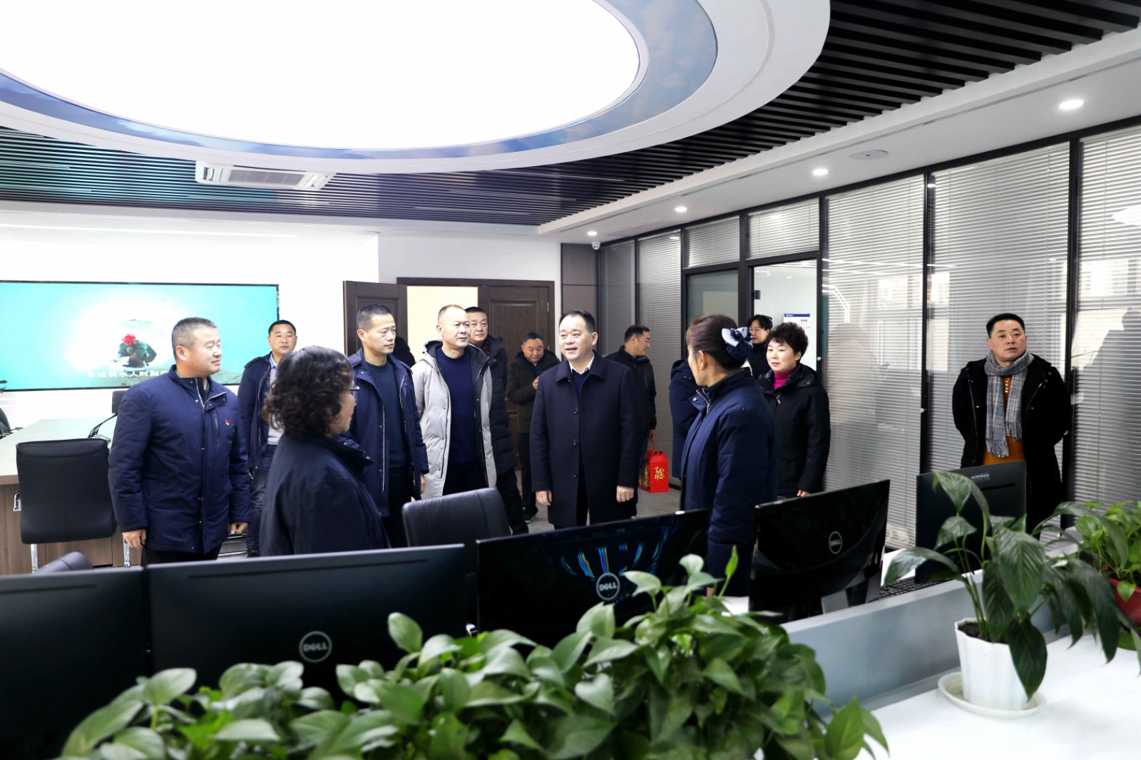 1643683376a535287.jpg 1643683376a535287.jpg