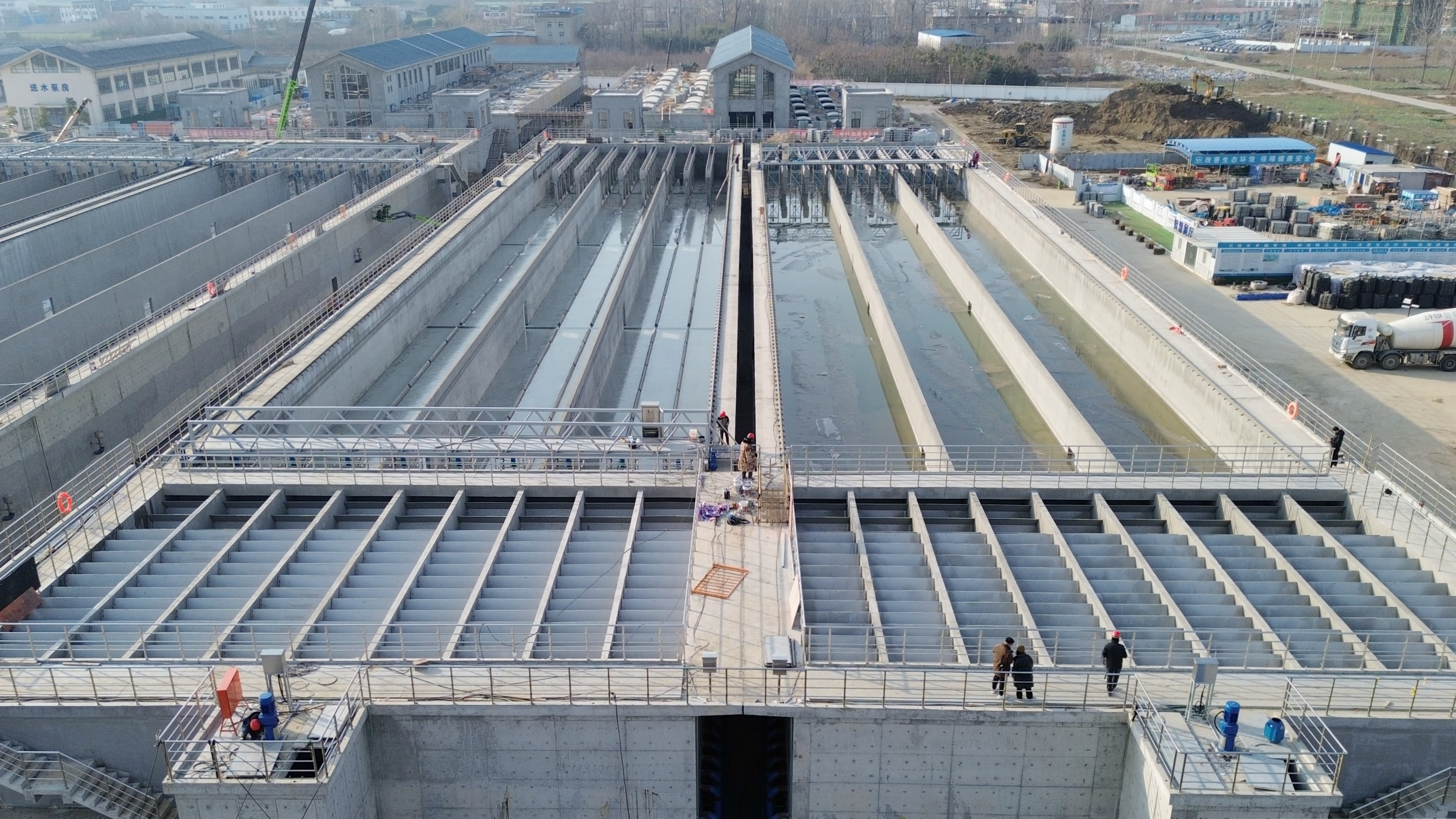 1703550914a126528.jpg 1703550914a126528.jpg