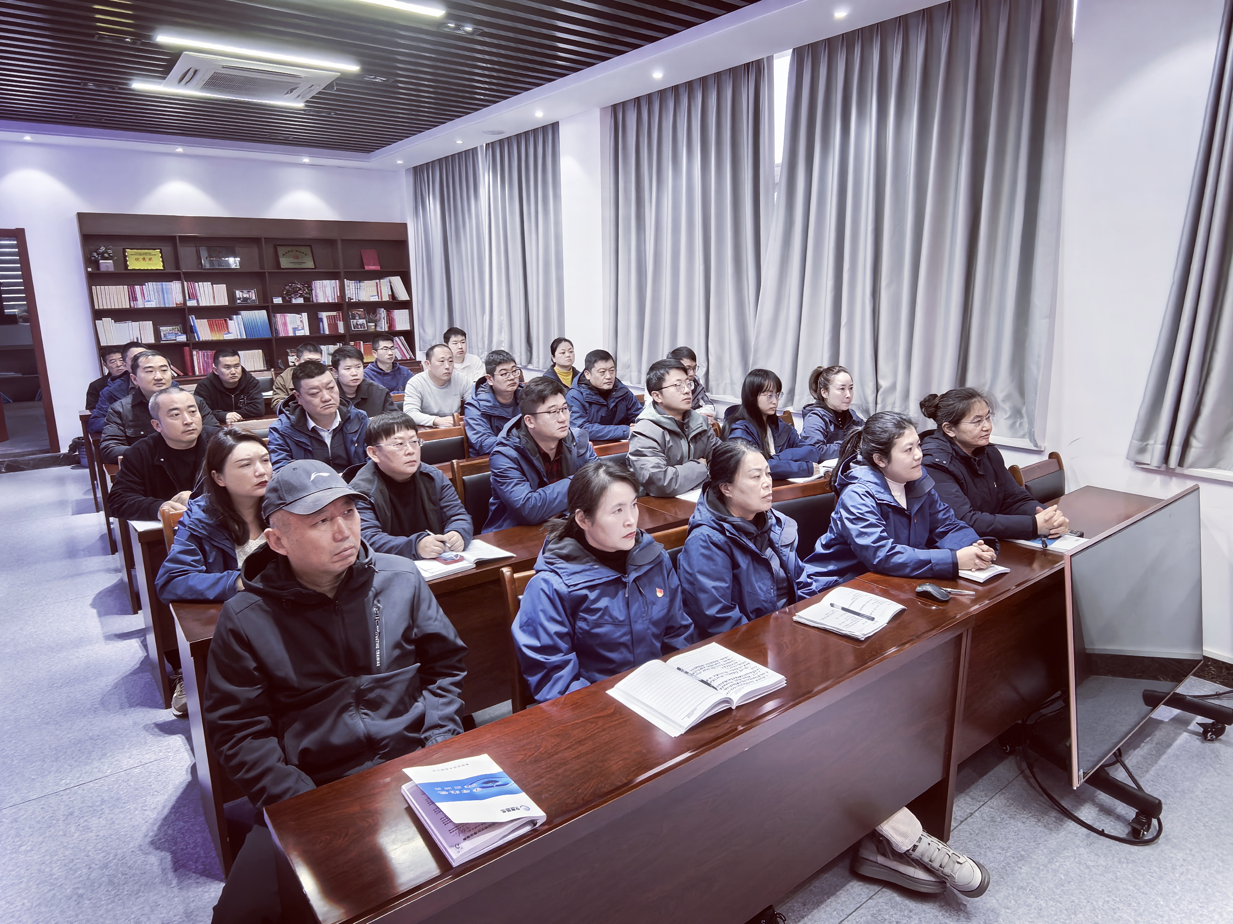 1733881155a754194.jpg 1733881155a754194.jpg