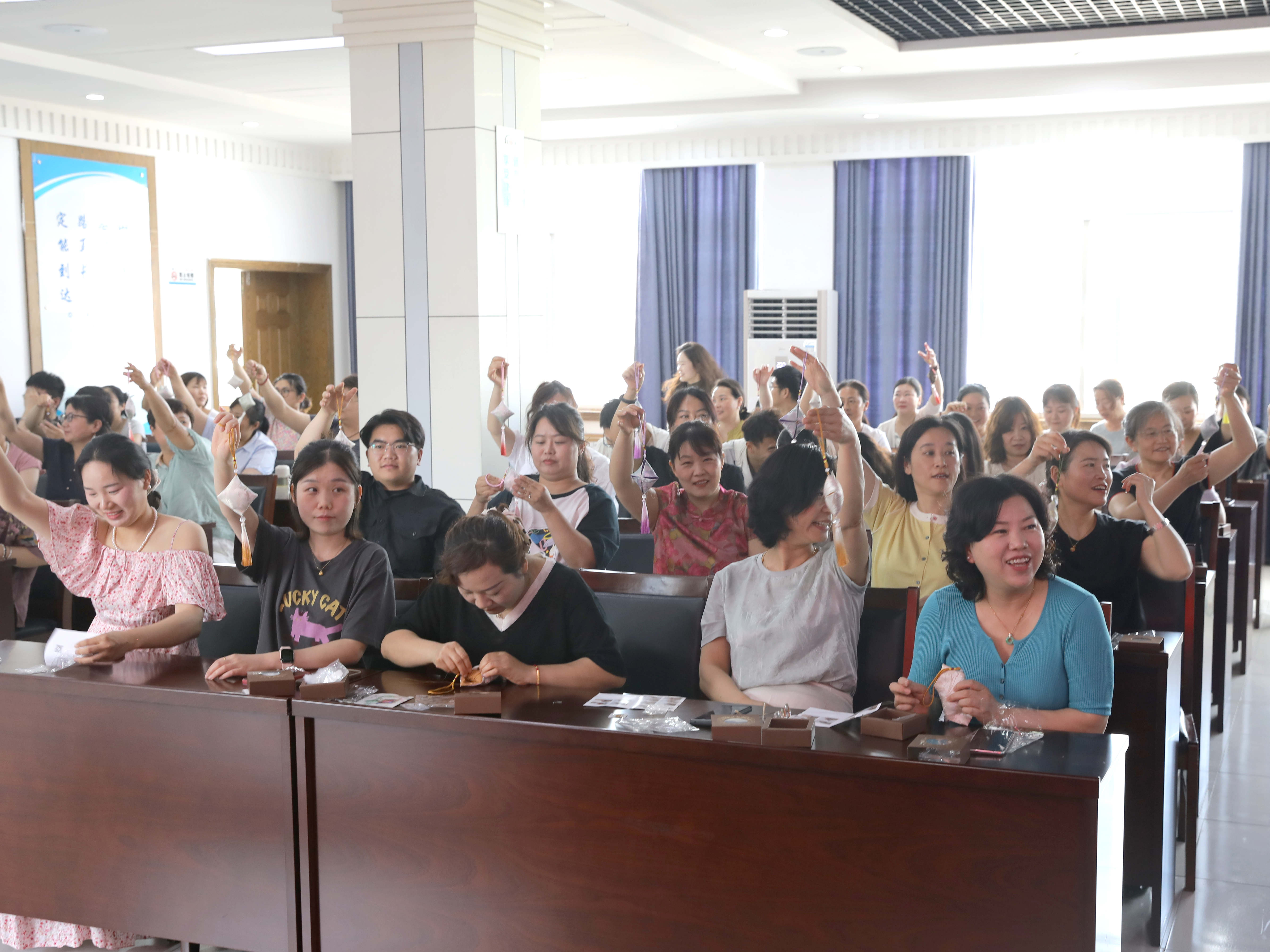 1748575295a607176.jpg 1748575295a607176.jpg